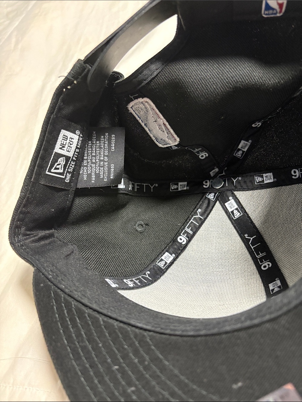 New Era Black/Gold/Red 'Champions' Snapback Hat - Picture 6 of 7